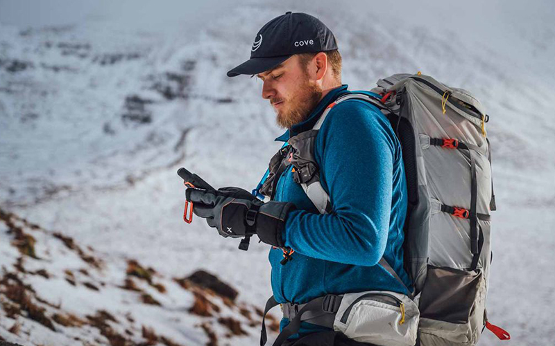 What are the Key Features to Look for in a GPS Device for Hiking and Camping_