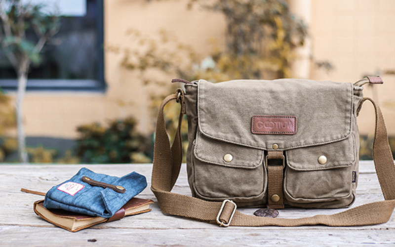 Gootium Canvas Messenger Bag
